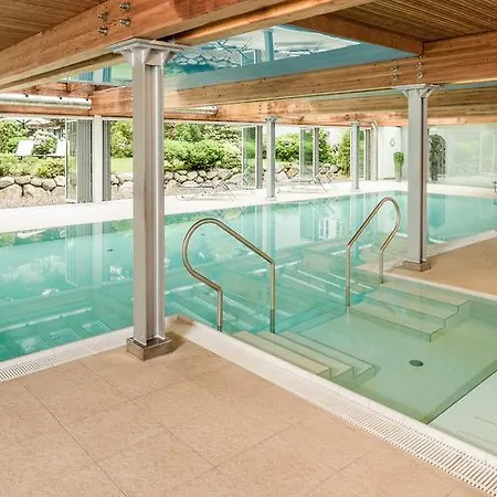 מלון Classic Meranerhof 4*