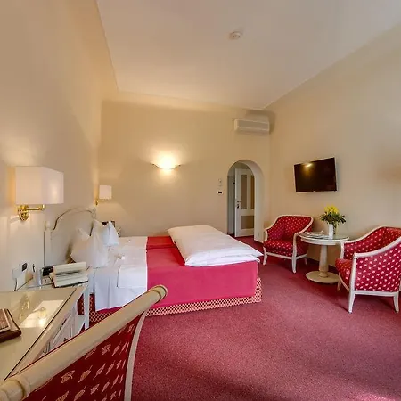 Готель Classic Meranerhof 4*